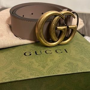 GG Marmont leather belt dusty rose